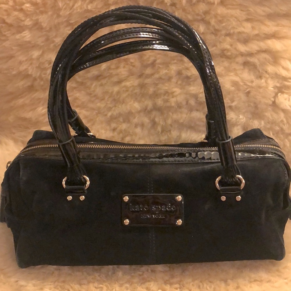 Vintage black suede Kate spade hand bag with patent leather accents. 90’s